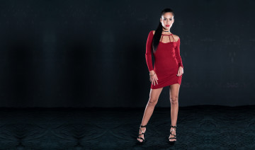 Картинка девушки apolonia+lapiedra платье мини