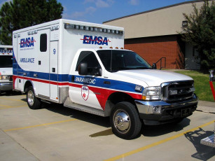 Картинка автомобили скорая помощь