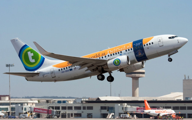 Обои картинки фото авиация, пассажирские, самолёты