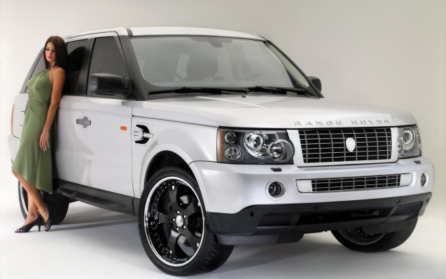 Обои картинки фото автомобили, авто, девушками, range, rover, джип, белый, зеленое, платье, шатенка