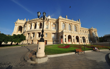 Картинка города -+здания +дома одесса театр оперы и балета