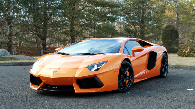 Обои картинки фото lamborghini aventador, автомобили, lamborghini, италия, automobili, holding, s, p, a, класс-люкс, спортивные