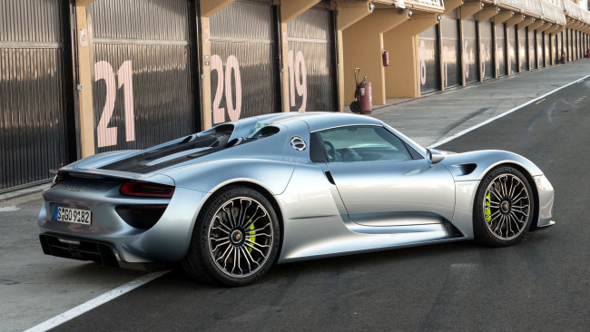 Обои картинки фото porsche 918, автомобили, porsche, dr, ing, h, c, f, ag, германия, спортивные, элитные