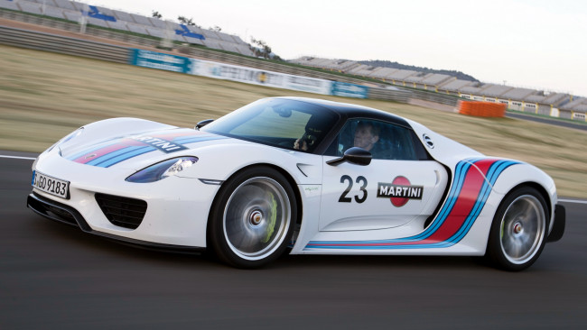 Обои картинки фото porsche 918, автомобили, porsche, dr, ing, h, c, f, ag, германия, спортивные, элитные