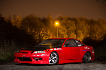 Картинка автомобили toyota nissan