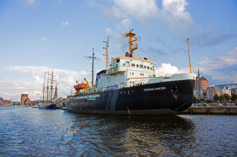 Картинка корабли разные+вместе пирс