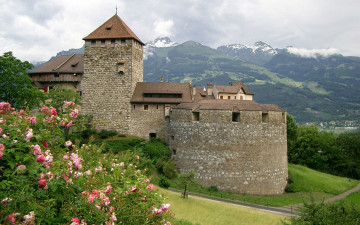 Картинка vaduz+castle +liechtenstein города -+дворцы +замки +крепости vaduz castle liechtenstein