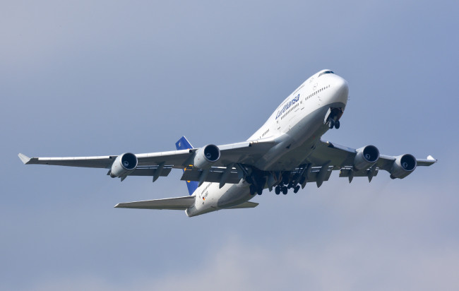 Обои картинки фото авиация, пассажирские самолёты, авиалайнер