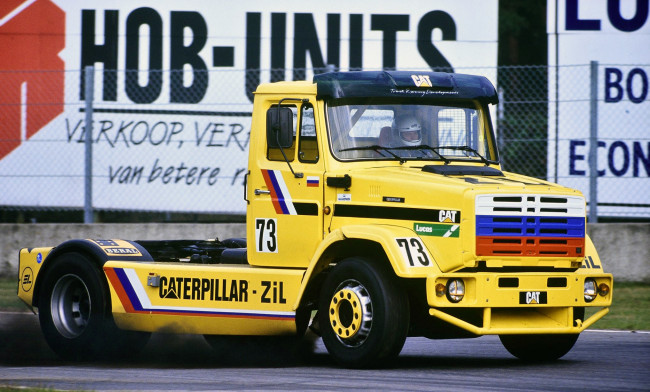 Обои картинки фото автомобили, зил грузовики, zil