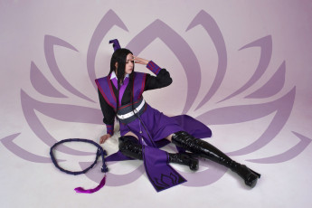 Картинка девушки -+креатив +косплей костюм сапоги кнут