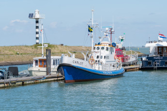 обоя корабли, разные вместе, маяк, суда, разные