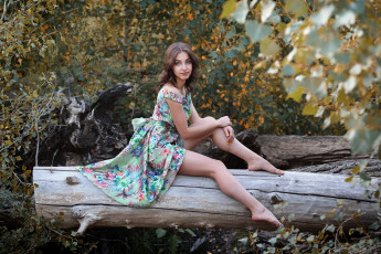 Картинка красивая+девушка девушки -+брюнетки +шатенки девушка женщина шатенка темноволосая сексуальная модель звезда позирует разная обувь верхняя стильная одежда нижнее эротическое бельё трусы лифчик колготки чулки аксессуары макияж и множество элементов на фотографии