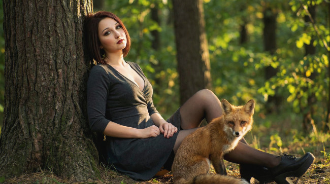 Обои картинки фото красивая девушка, девушки, - рыжеволосые и разноцветные, девушка, женщина, рыжая, светлая, тёмная, сексуальная, модель, звезда, позирует, разная, обувь, верхняя, стильная, одежда, нижнее, эротическое, бельё, трусы, лифчик, колготки, чулки, аксессуары, макияж, и, множество, элементов, на, фотографии