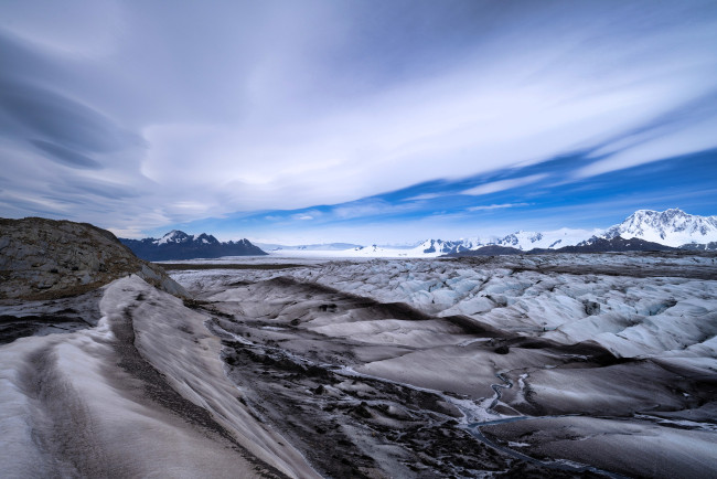Обои картинки фото природа, айсберги и ледники, небо, тучи, горы, лед