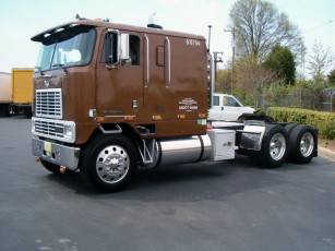 Картинка автомобили international