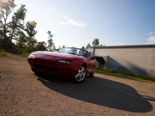 Картинка автомобили mazda