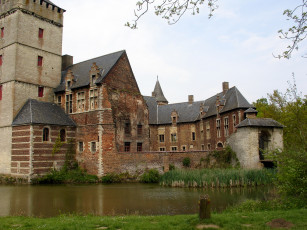 Картинка kasteel van horst belgium города дворцы замки крепости водоем камыши замок старина