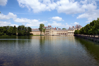 Картинка castle fontainebleau france города дворцы замки крепости река деревья замок