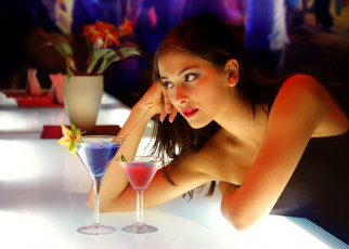 Картинка -Unsort+Брюнетки+Шатенки девушки unsort брюнетки шатенки лицо взгляд коктейль