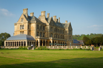 Картинка walton+hall+англия города -+здания +дома газон особняк трава дом walton hall англия