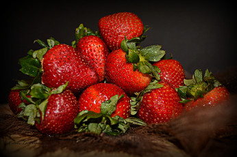 Картинка еда клубника +земляника ягоды