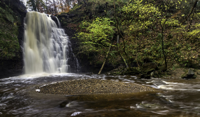 Обои картинки фото природа, водопады, река, лес, водопад