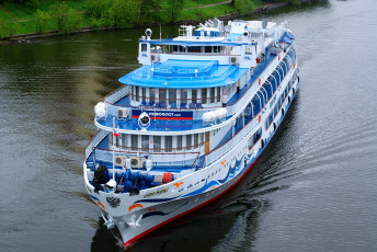 Картинка карл+маркс корабли теплоходы карл маркс круиз теплоход волга река