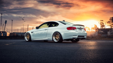 Картинка автомобили bmw m3 e92