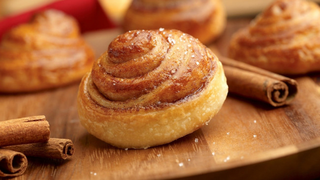 Обои картинки фото еда, хлеб,  выпечка, булочка, сдобная