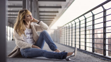 Картинка девушки -+блондинки +светловолосые девушка блондинка сексуальная милая модель красивая супер сладкая лапочка симпатичная классная нежная идеальная няша яркая игривая великолепная обаятельная жгучая спокойная удивительная