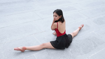 обоя natalia cabrera, девушки, - брюнетки,  шатенки, девушка, брюнетка, сексуальная, милая, модель, красивая, супер, сладкая, лапочка, симпатичная, классная, нежная, идеальная, няша, яркая, игривая, великолепная, обаятельная, жгучая, спокойная, удивительная