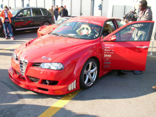 Картинка alfa romeo 156 автомобили выставки уличные фото