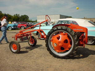 Картинка техника тракторы