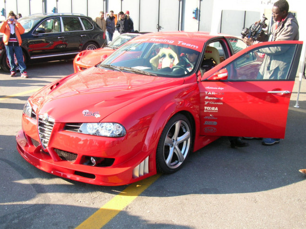 Обои картинки фото alfa, romeo, 156, автомобили, выставки, уличные, фото