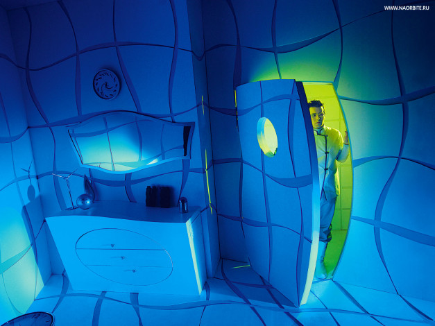 Обои картинки фото дантисты, на, орбите, кино, фильмы