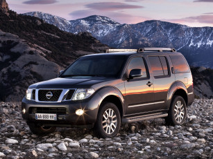 Картинка автомобили nissan datsun