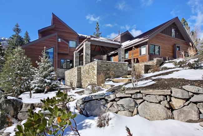 Обои картинки фото города, - здания,  дома, особняк, дом, зима, ели