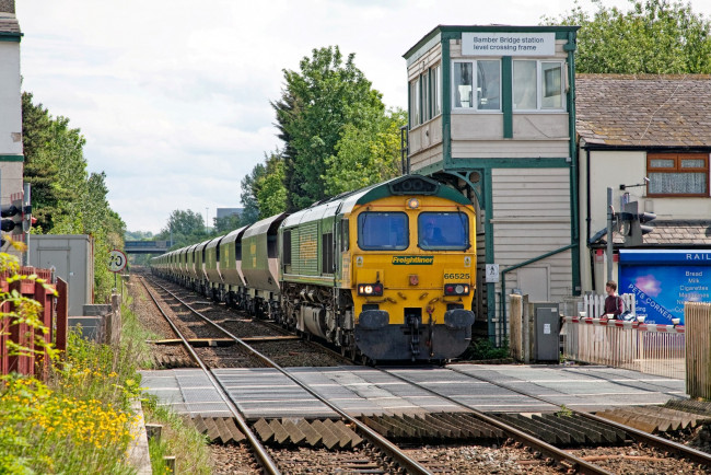 Обои картинки фото техника, поезда, состав, локомотив, дорога, железная