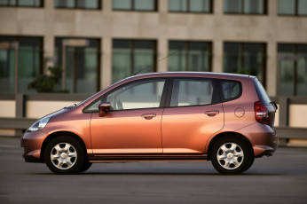 Картинка автомобили honda jazz