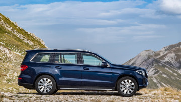 Картинка автомобили mercedes-benz ущелье небо горы синий мерседес gls