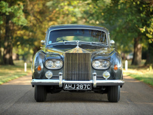 обоя rolls-royce silver cloud lwb saloon by james young 1965, автомобили, rolls-royce, silver, cloud, lwb, saloon, james, young, 1965