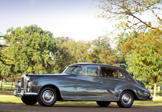 Картинка rolls-royce+silver+cloud+lwb+saloon+by+james+young+1965 автомобили rolls-royce silver cloud lwb saloon james young 1965