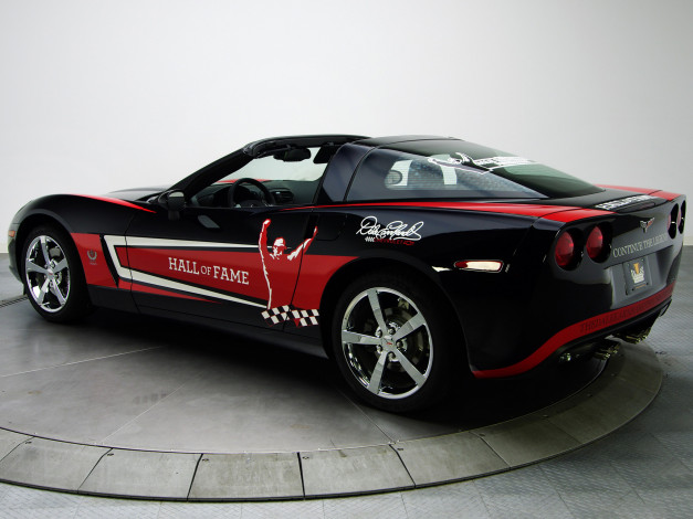 Обои картинки фото corvette coupe earnhardt hall of fame edition 2010, автомобили, corvette, 2010, edition, fame, hall, earnhardt, coupe