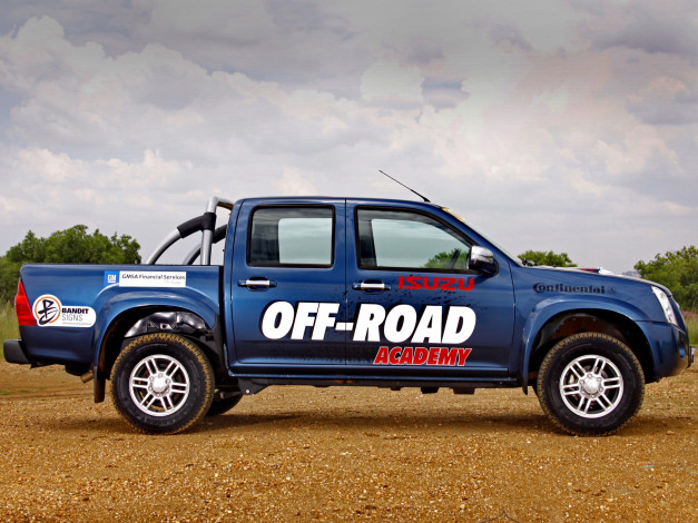 Обои картинки фото isuzu kb double cab 2010, автомобили, isuzu, kb, cab, double, 2010