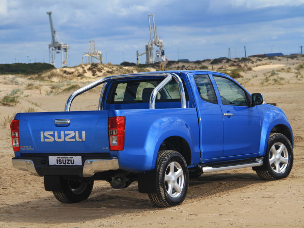 Обои картинки фото isuzu kb extended cab 2013, автомобили, isuzu, blue, 2013, cab, extended, kb