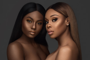 Картинка девушки -unsort+ группа+девушек взгляд поза брюнетки смуглые модель чернокожие темнокожие мулатки причёска макияж лица портрет