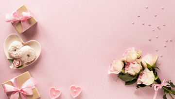 Картинка праздничные подарки+и+коробочки бант лента подарки розы свечи