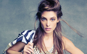 Картинка девушки ashley+greene портрет