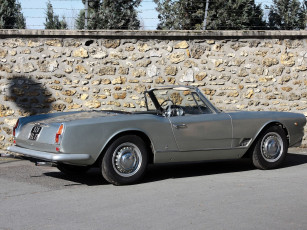 Картинка автомобили maserati