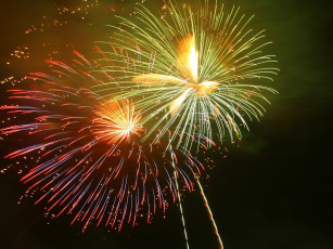 Картинка разное салюты фейерверки